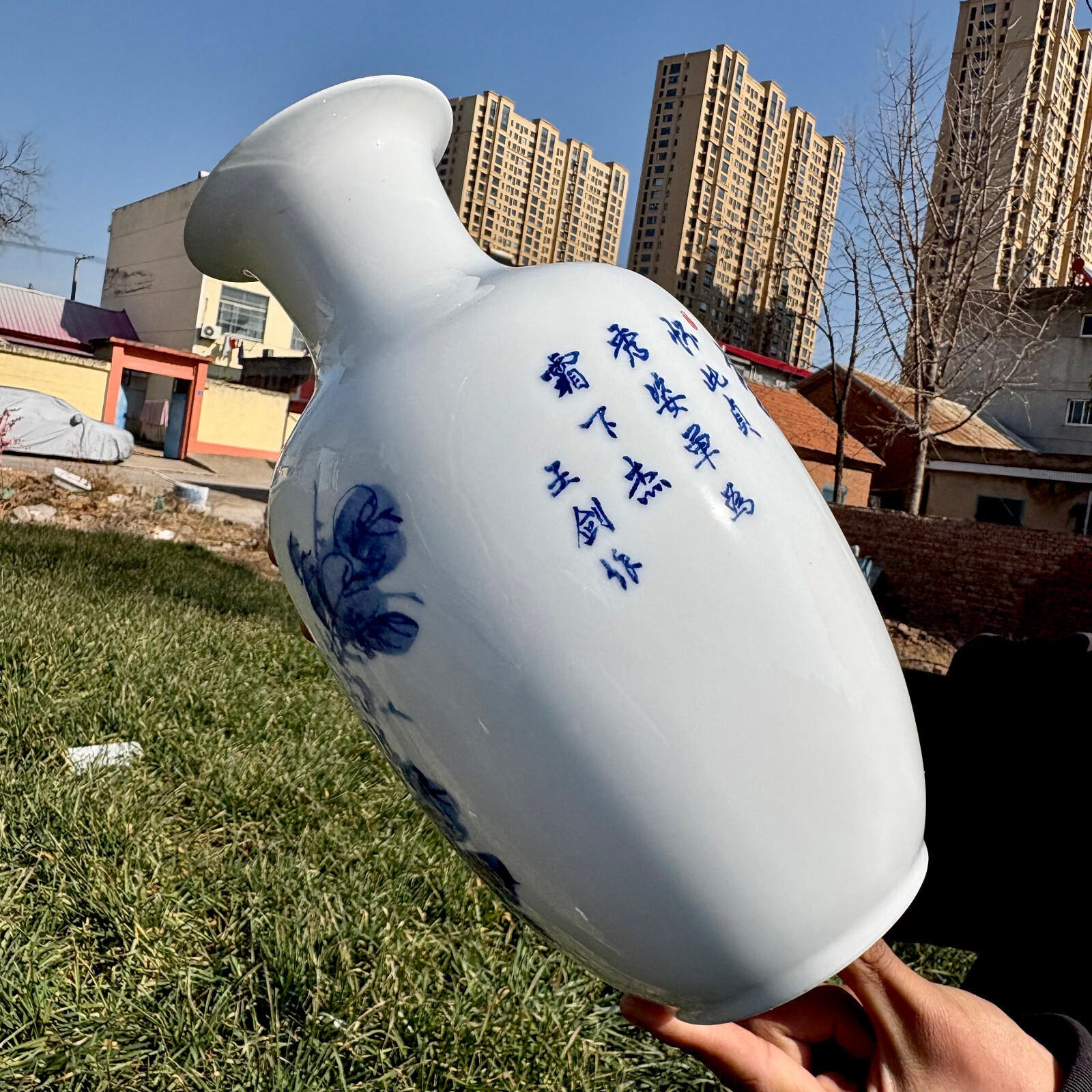 1.4LB Classic landscape painting poetic ceramic vase from Jingdezhen, China
