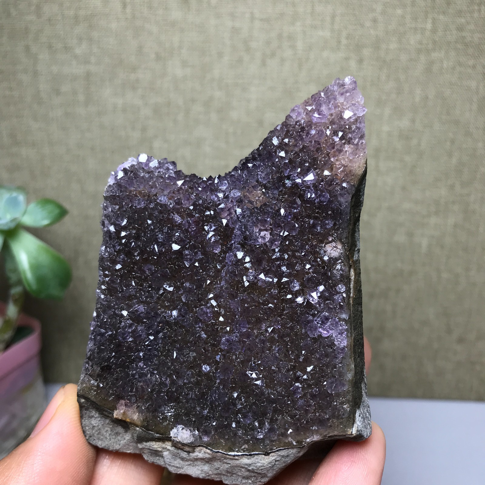 68mm NATURAL amethyst point purple Crystal Cluster Mineral Specimen 184g A1769