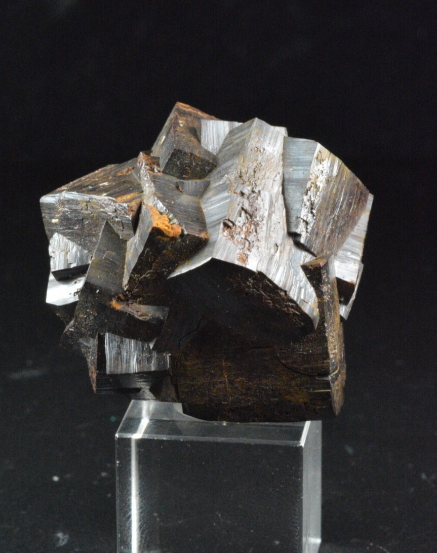 Limonite After Pyrite Pseudomorph, Pelican Point, Utah, 35x34mm
