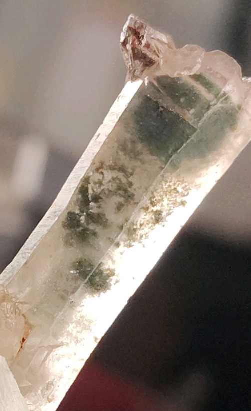 34mm Scepter Quartz Crystal Point Red Green Phantom Meigu China Mineral Specimen