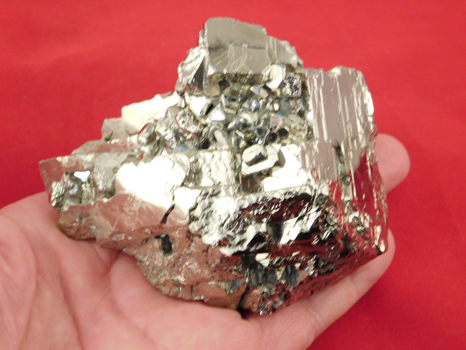 BIG! Stepped PYRITE Crystal CUBE Cluster Nice and 100% Natural Peru 631gr