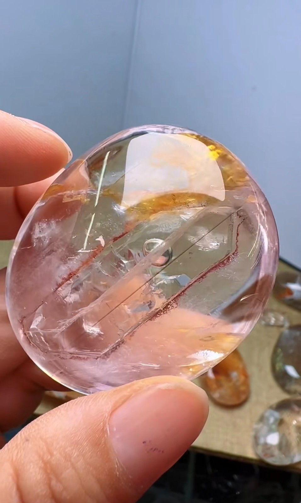 50*42*26mm Natural Enhydro Quartz Moving Water Drop Specimens Palm Reiki