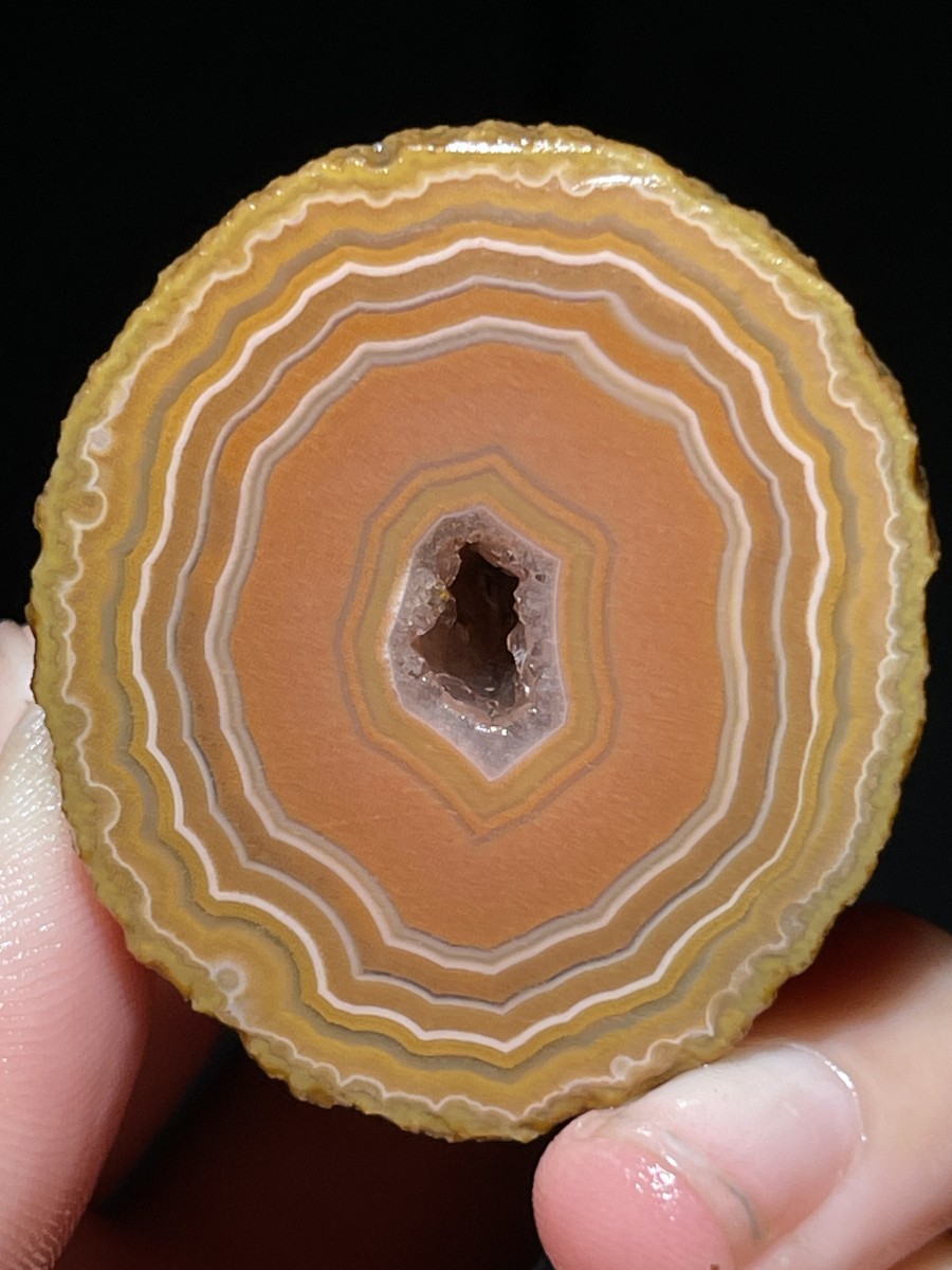 Natural Warring States Red Agate Rough Geode Quartz Crystal Specimen 97g A20