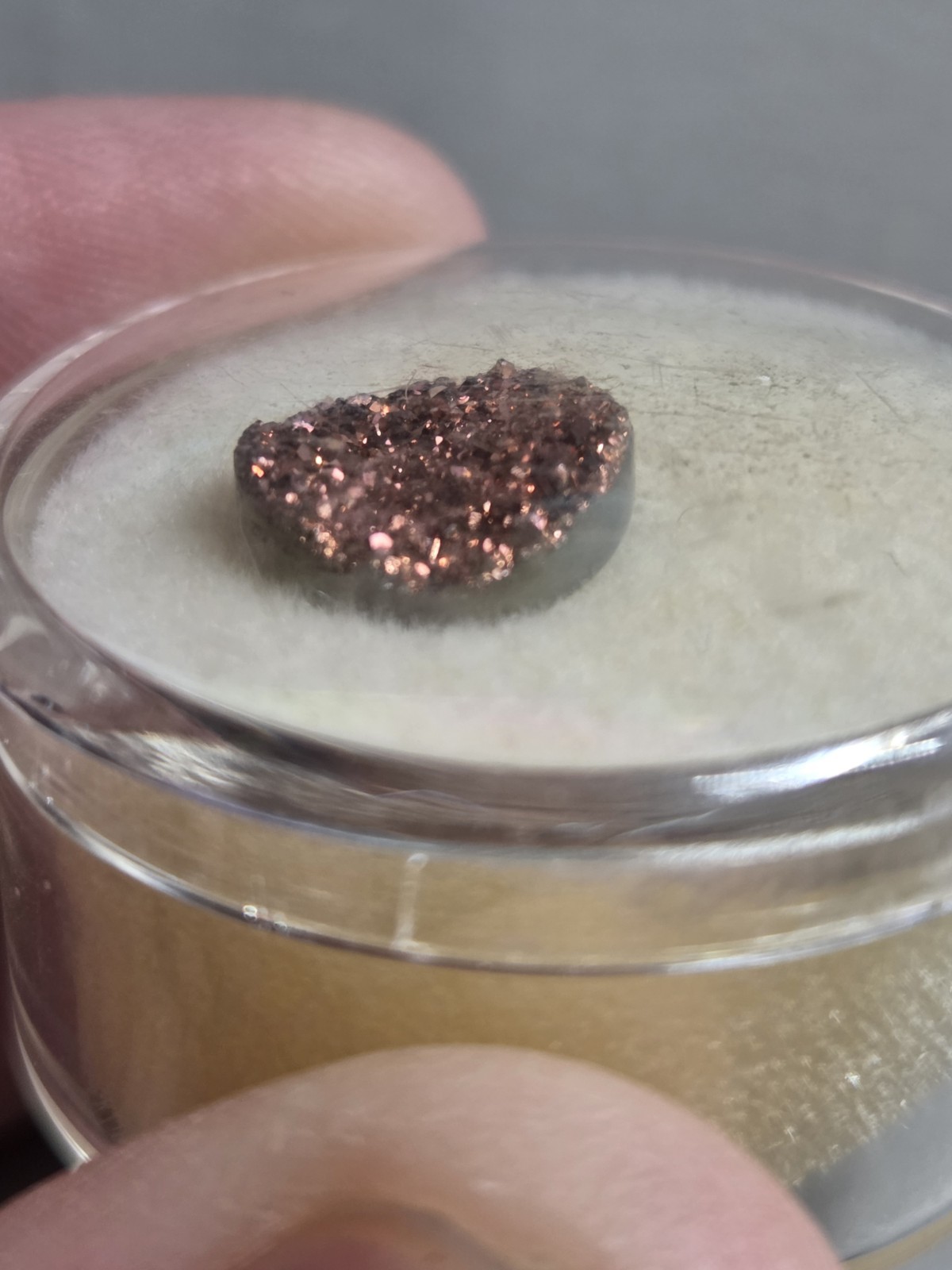 9mm Copper Drusy Quartz Round Cabochon In Plastic Holder