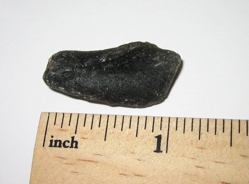 1.2″ RARE! NATURAL ROUGH DARWINITE TEKTITE MINERAL FROM AUSTRALIA ~ 4.2grams *A