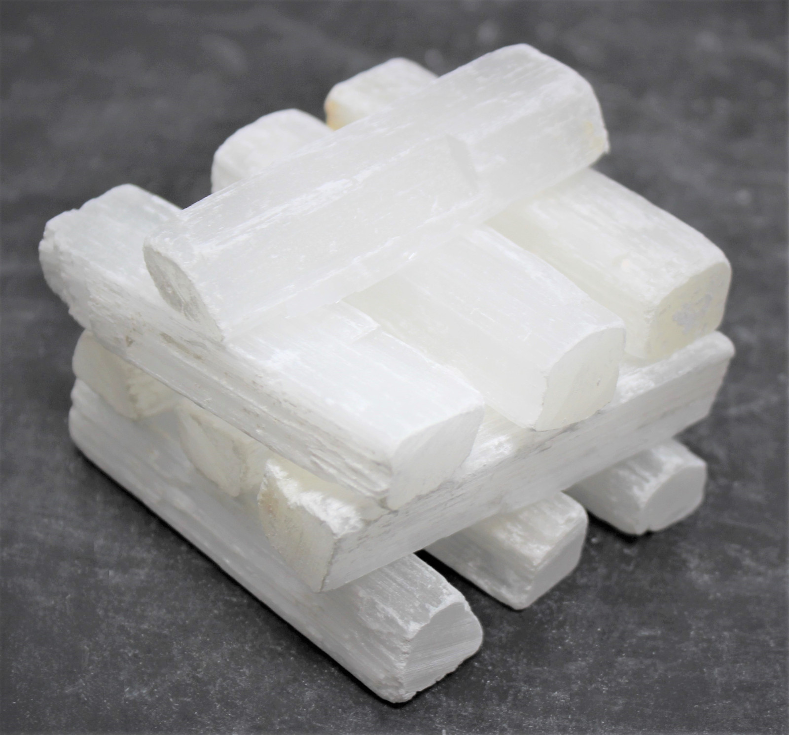 2 lb Bulk Selenite Pieces 2.5-5″ Mixed Sizes: Natural Raw Crystal Bulk Lot