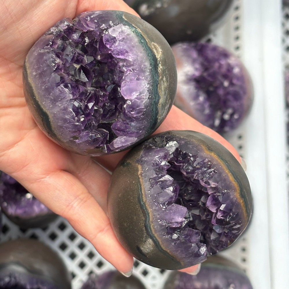 1pc Natural Amethyst crystal cave sphere Crystal gedoe ball decor healing 200g+