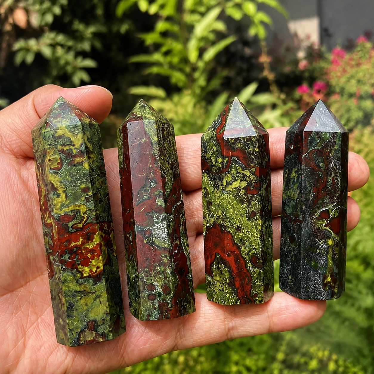 Natural Dragon Bloodstone Wand Crystal Point Healing Energy Stone Home Decor 1pc