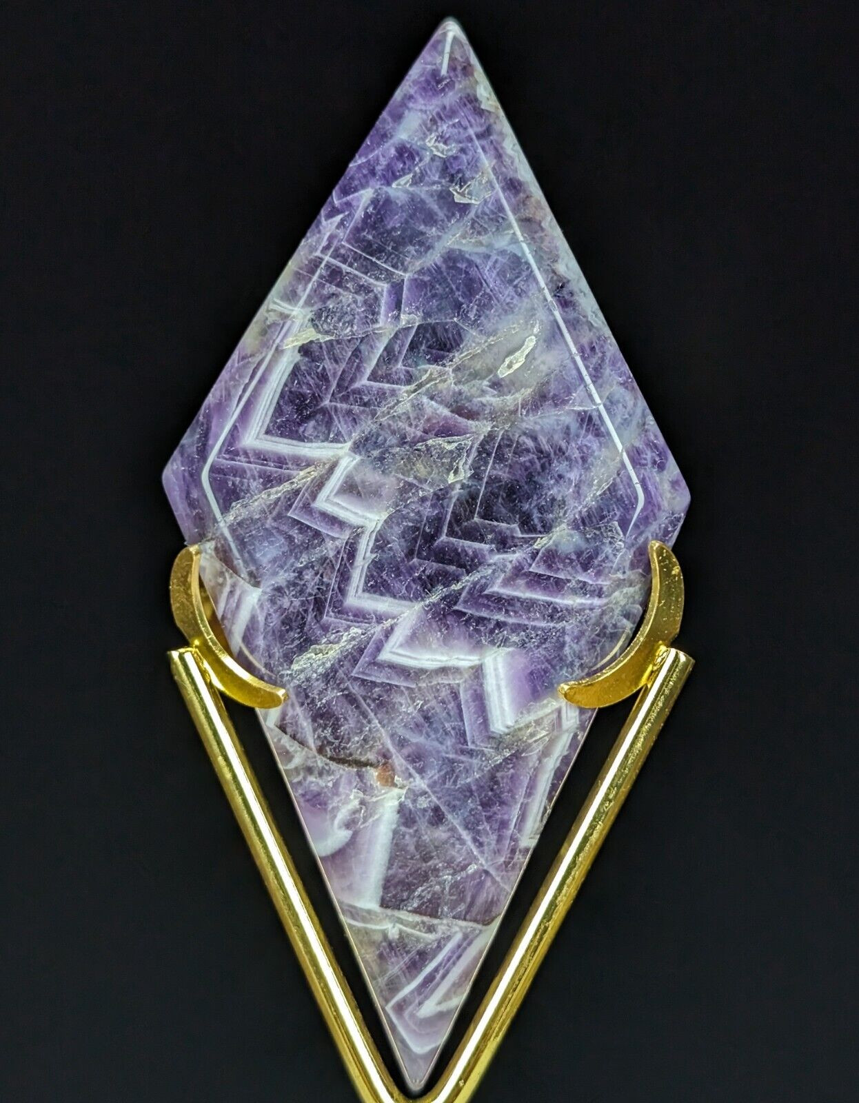 Chevron Amethyst Carving Dream Diamond Rhombus Crystal Gemstone Chakra Mineral