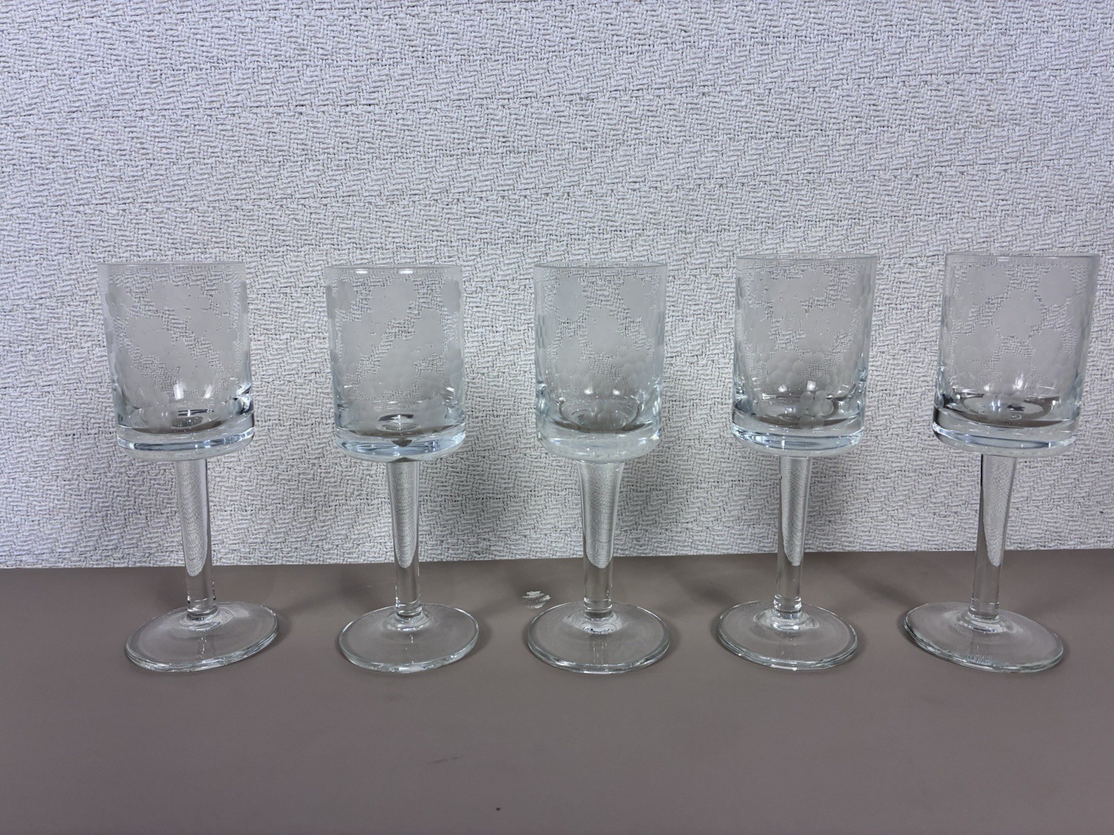 Crystal Sherry Cordial Stemware Glasses Etched Vintage Floral Designs 2 Ounce