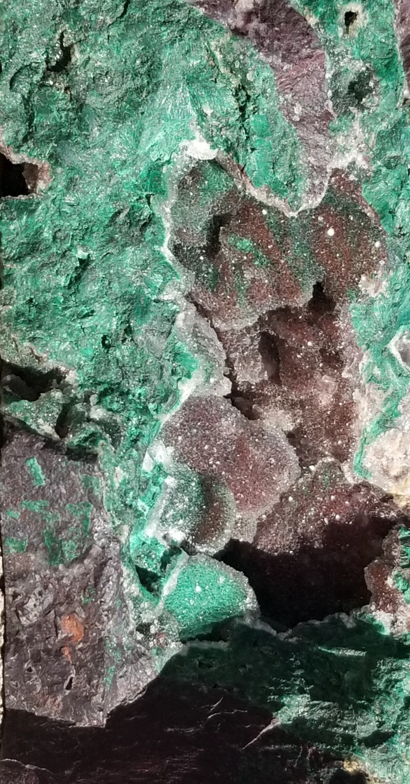 6.5lbs Globe/Miami AZ Old Stock Specimen – Druzy Quartz Malachite on Cuprite.