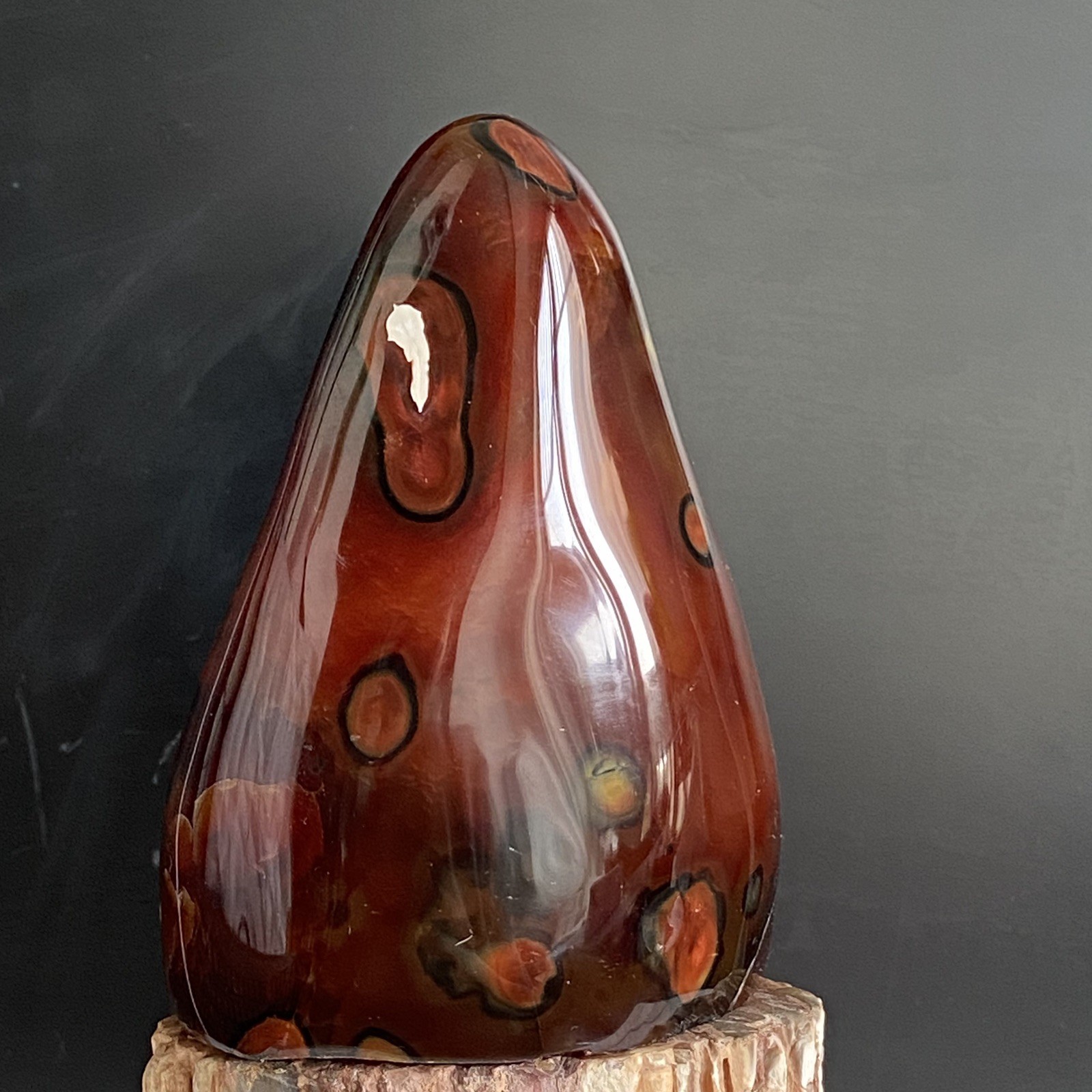 95mm380g Beautiful Deep Red Agate Carnelian Palm Geode Reiki Crystal Md Y138