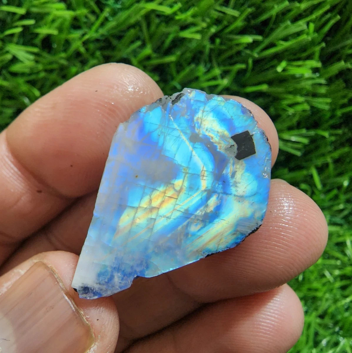 100% Natural Ultimate Rainbow Moonstone Raw 50 Crt Moonstone Rough Jewelry