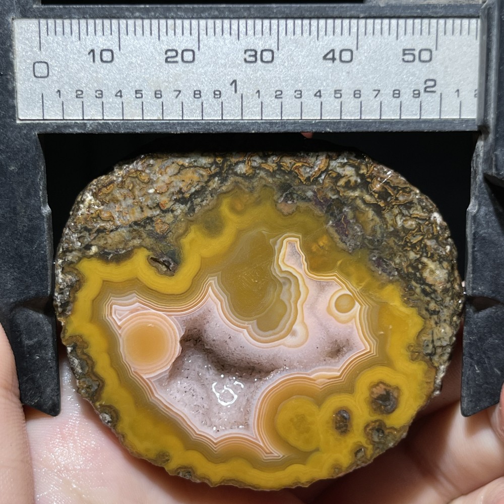 Half Rough Agate ore crystal Achat Nodule Chinese bloody battle Agate 100g A066