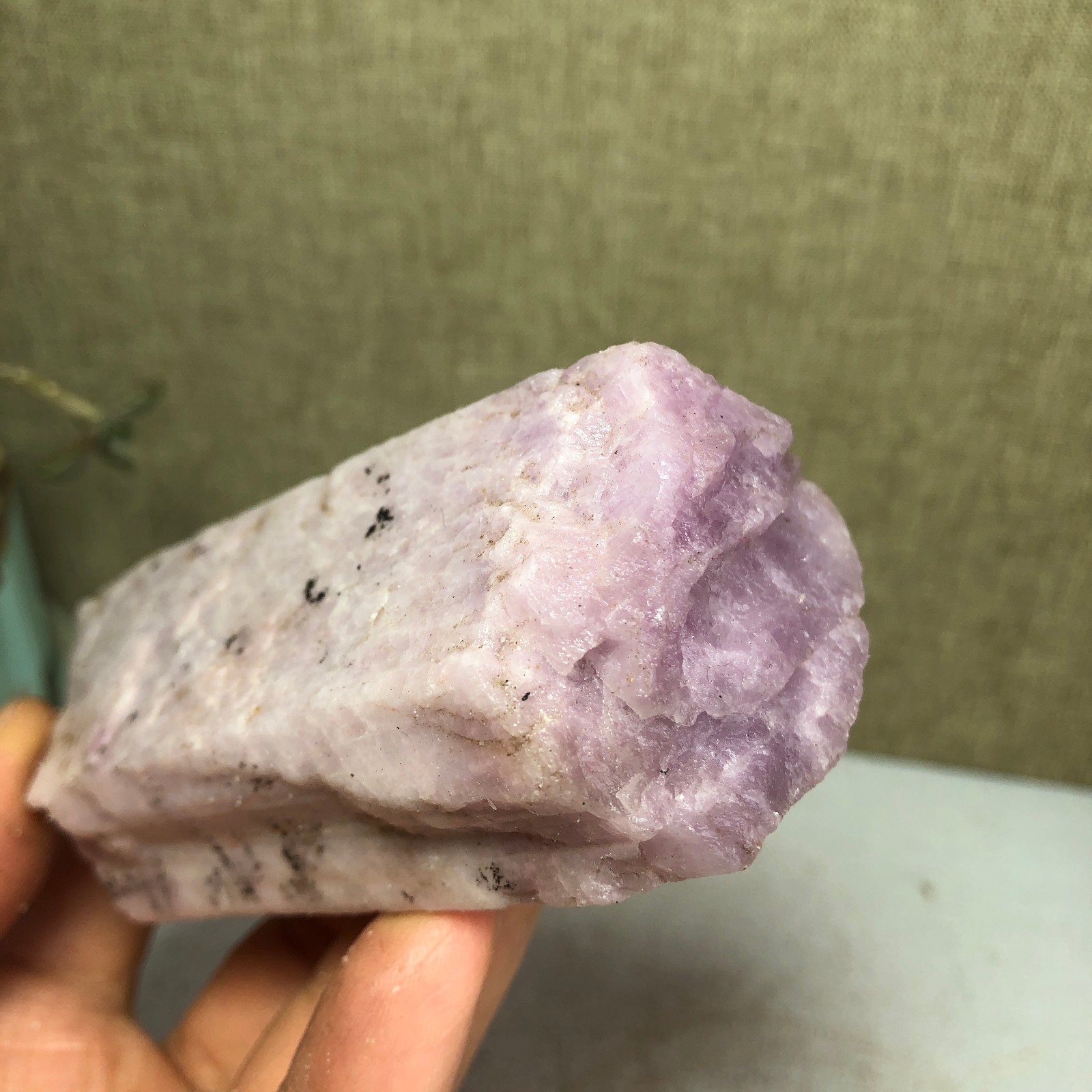 91-37-28mm NATURAL ROUGH KUNZITE PINK SPODUMENE CRYSTALS 222g A3645
