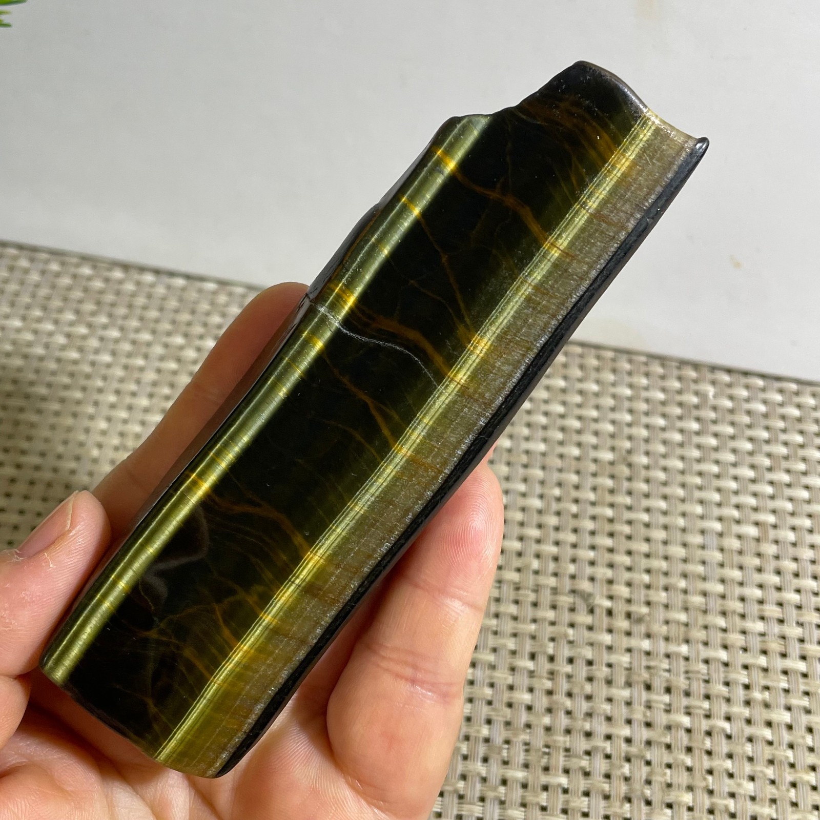 120g Natural tiger’s-eye Rough Raw Stone Rock Specimen Reiki healing