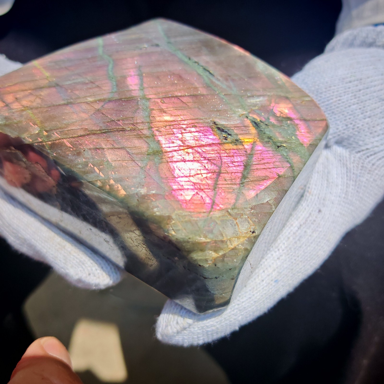 2.64LB RARE Natural crystal Labradorite that emits purple light beauty