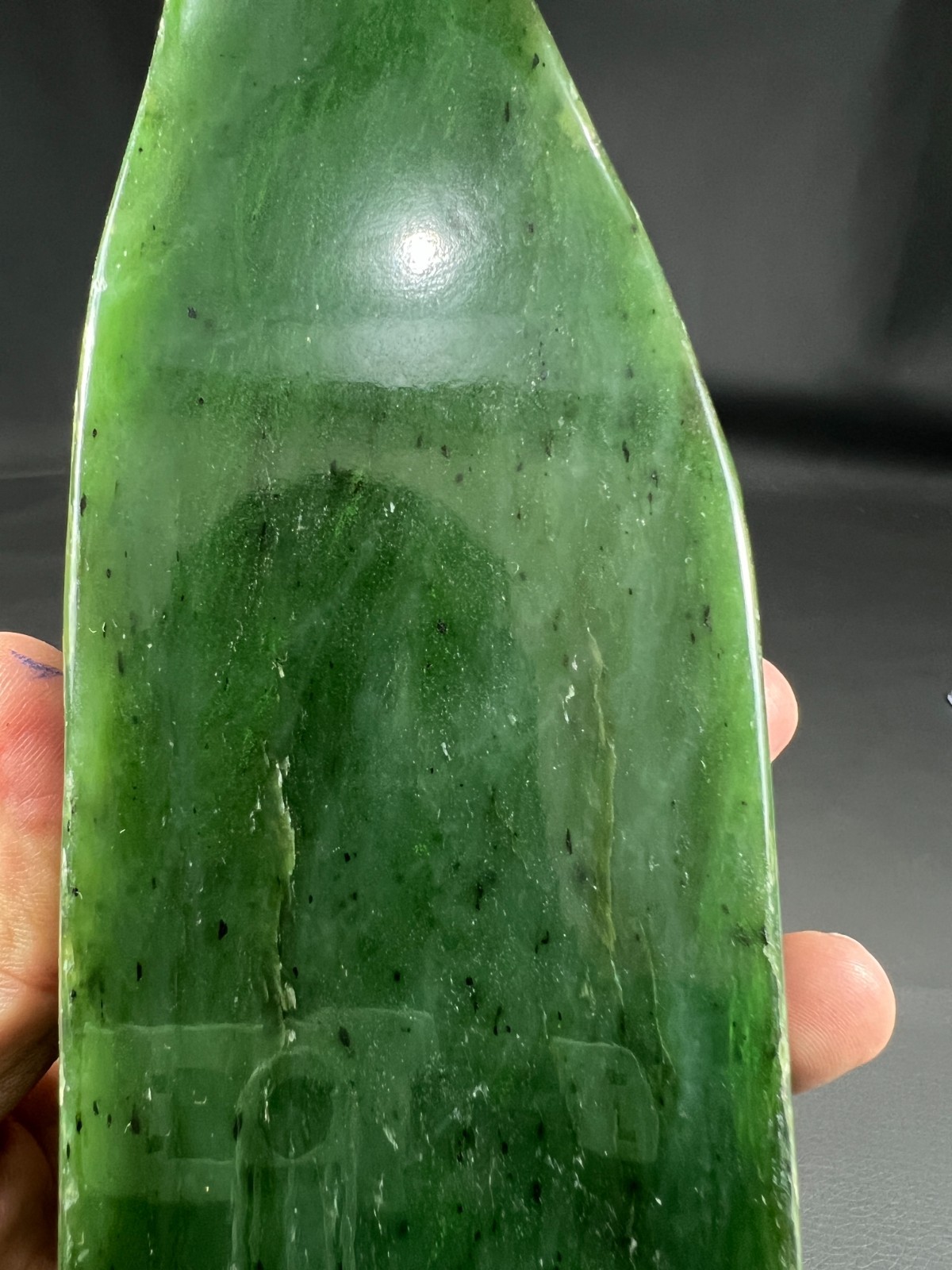 1342g Nephrite Jade Freeform – 19x4x6.5 cm, Translucent Stone, Natural Polished