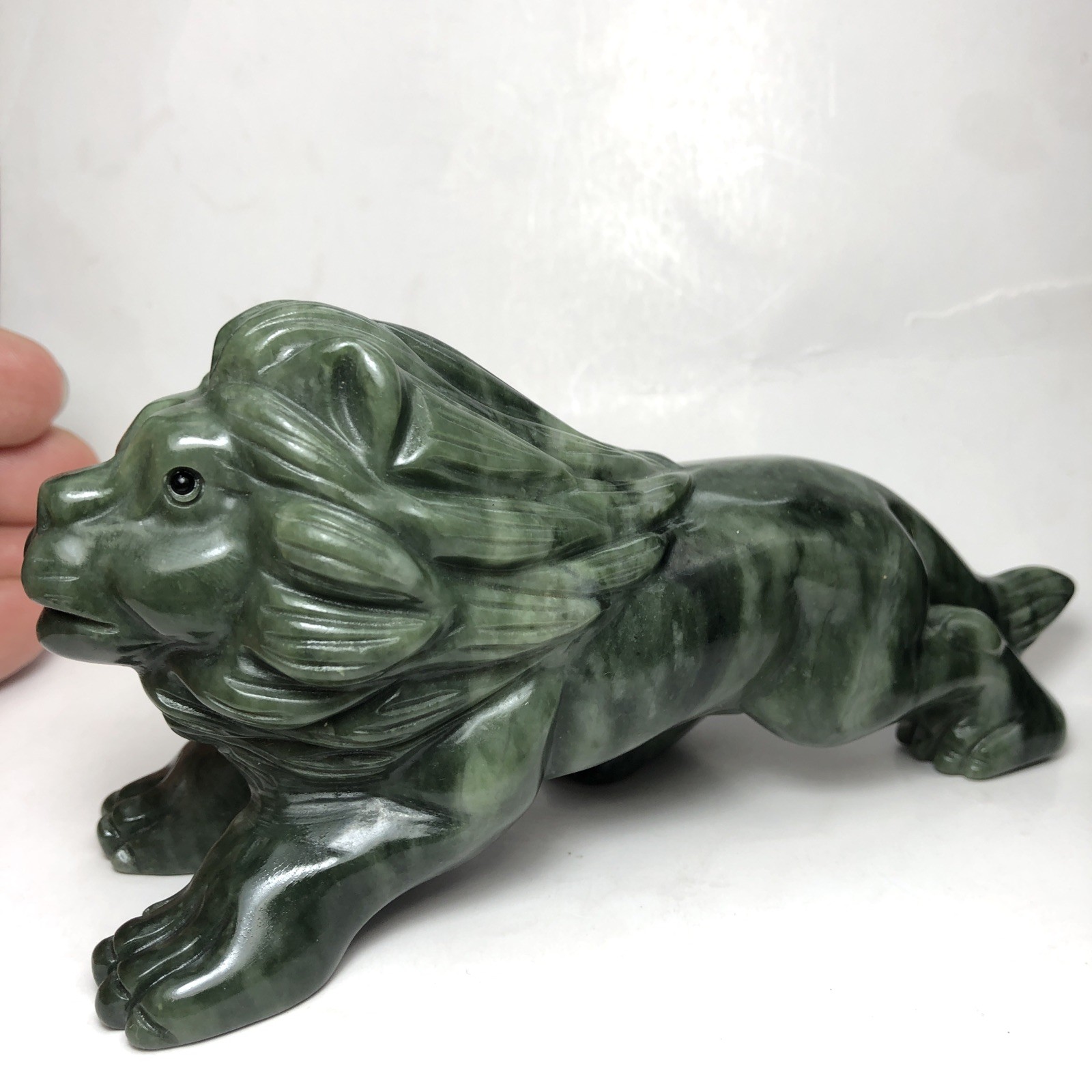Lion hand-carved natural Dushan jade crystal quartz mineral specimen collection.