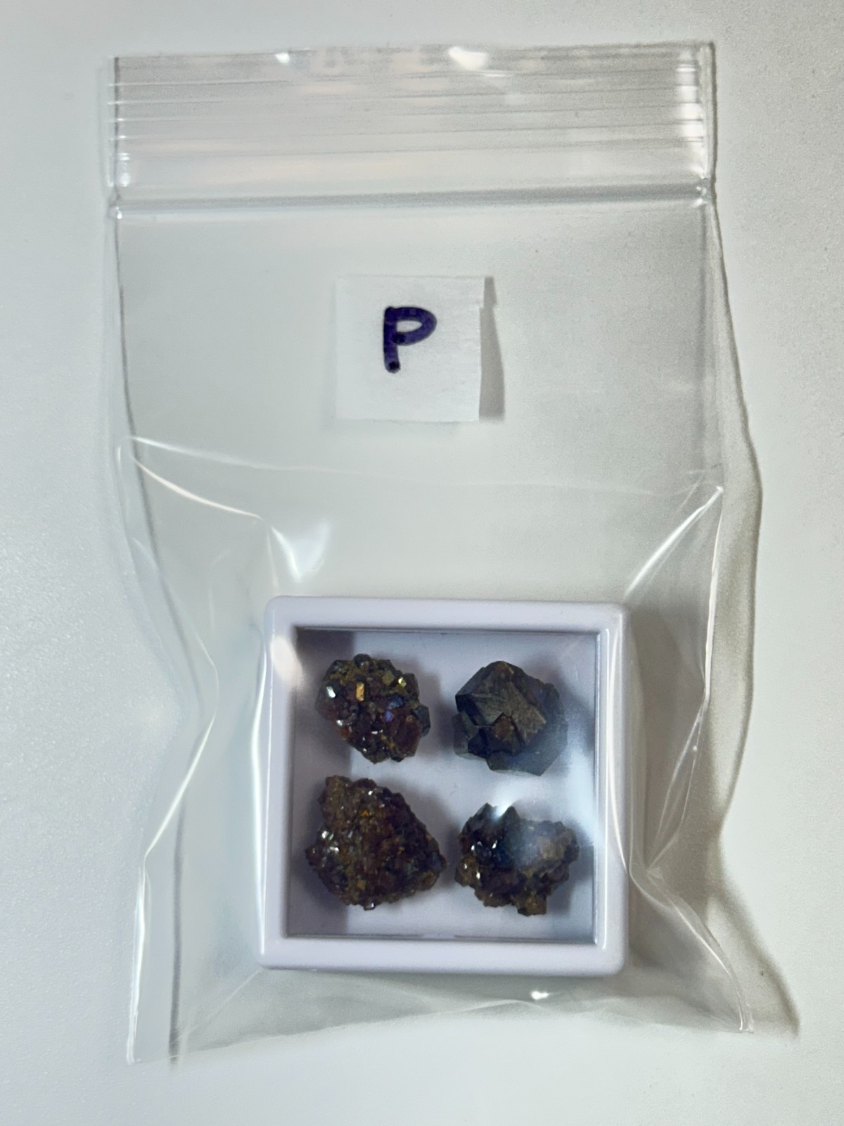 4 Pcs Iridescent Rainbow Garnets cluster from Nara Prefecture, JAPAN #P