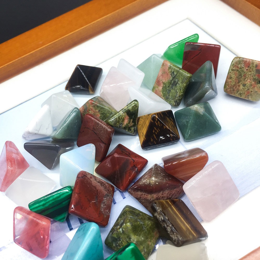 14 Pack Natural Pyramid Stone Crystal Healing Chakra Gems Mineral Rocks Gift