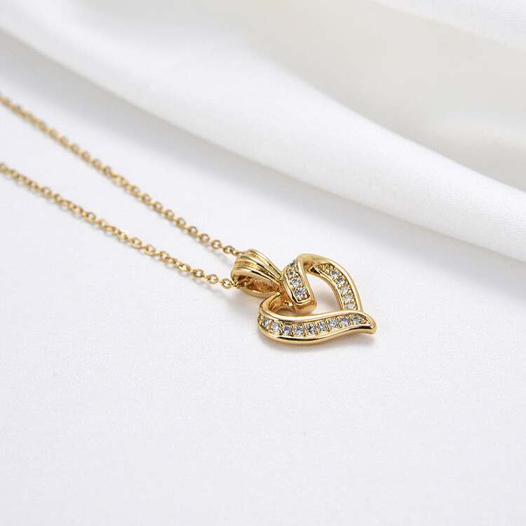 Women’s Fashion Jewelry Cubic Zircon Gold Heart Pendant Necklace Gift 1PC
