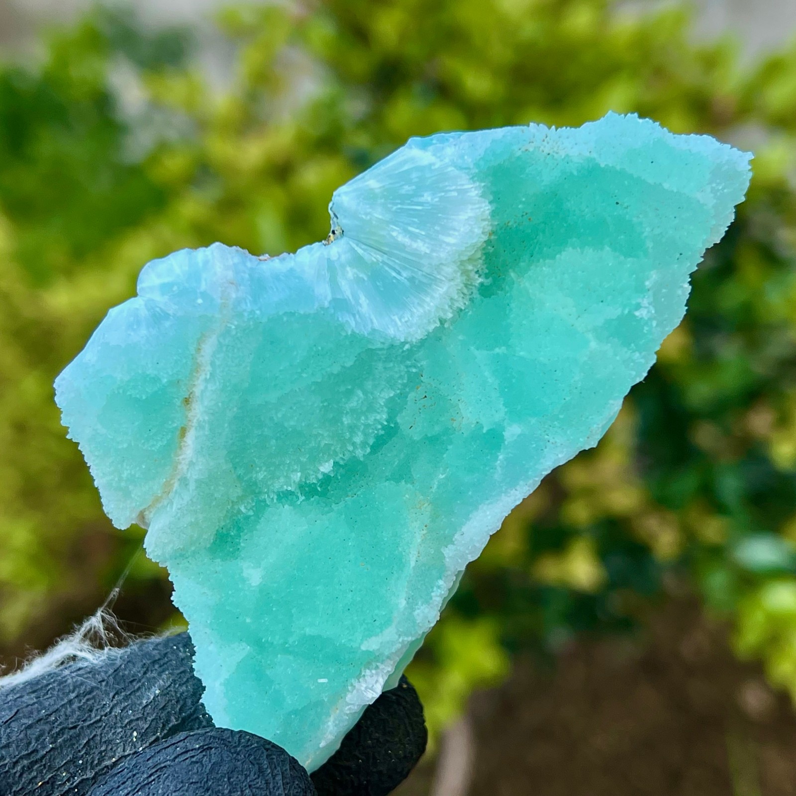 104g Natural beautiful blue texture stone mineral sample quartz crystal