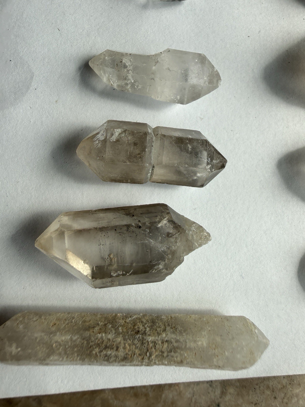 370g Double Terminated Quartz Crystal Lot 28pc Natural Smoky Clear Points Raw