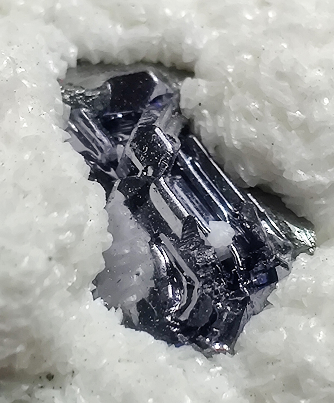 Galena & Manganese bearing Calcite, UV. Huanzala Mine, Peru. 3.9 lbs.