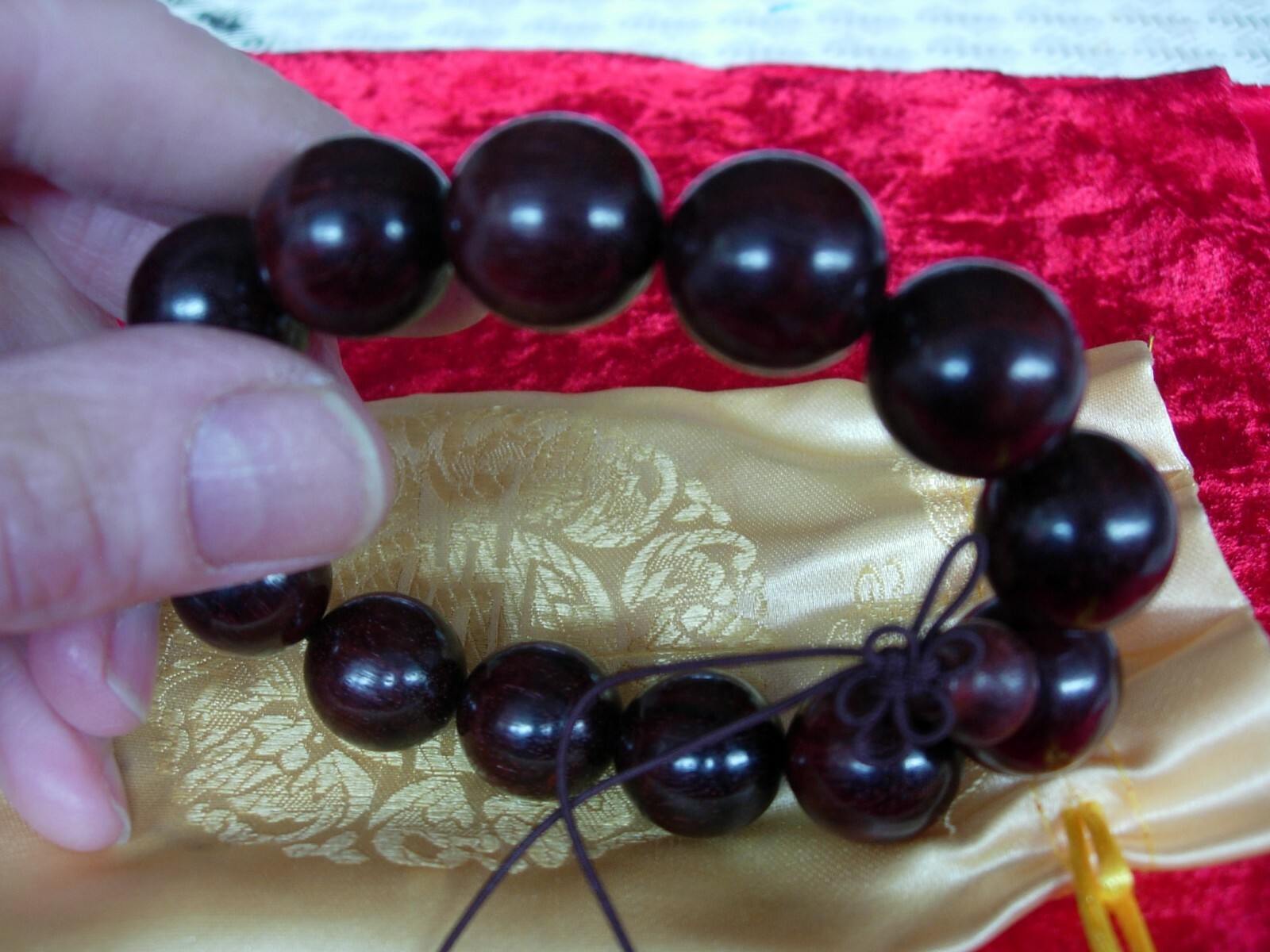 hardwood bracelet 100% natural 18 mm beads one only sample piece