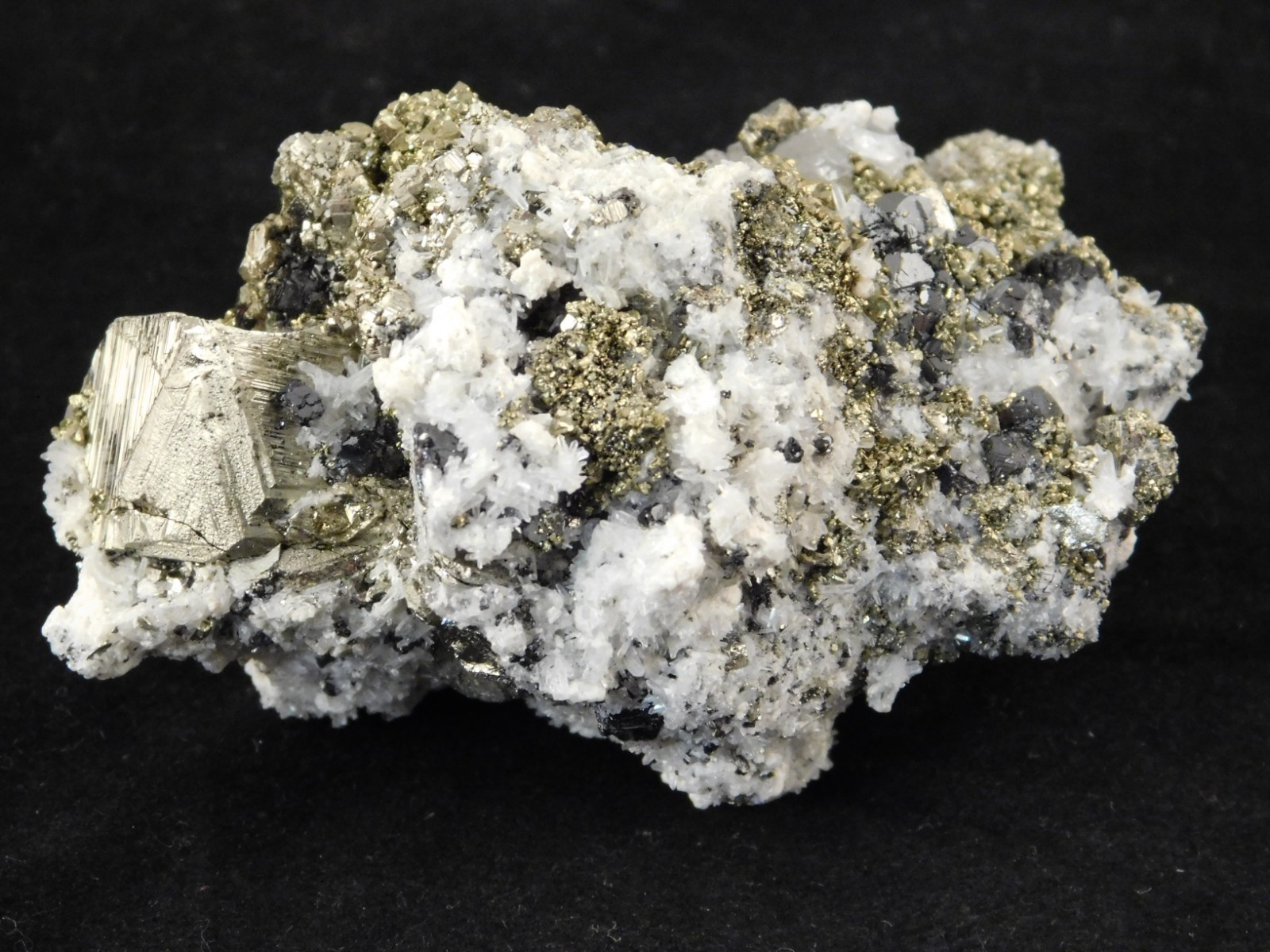 Druzy PYRITE Crystal CUBE Cluster with Sphalerite and Chalcopyrite Peru 188gr