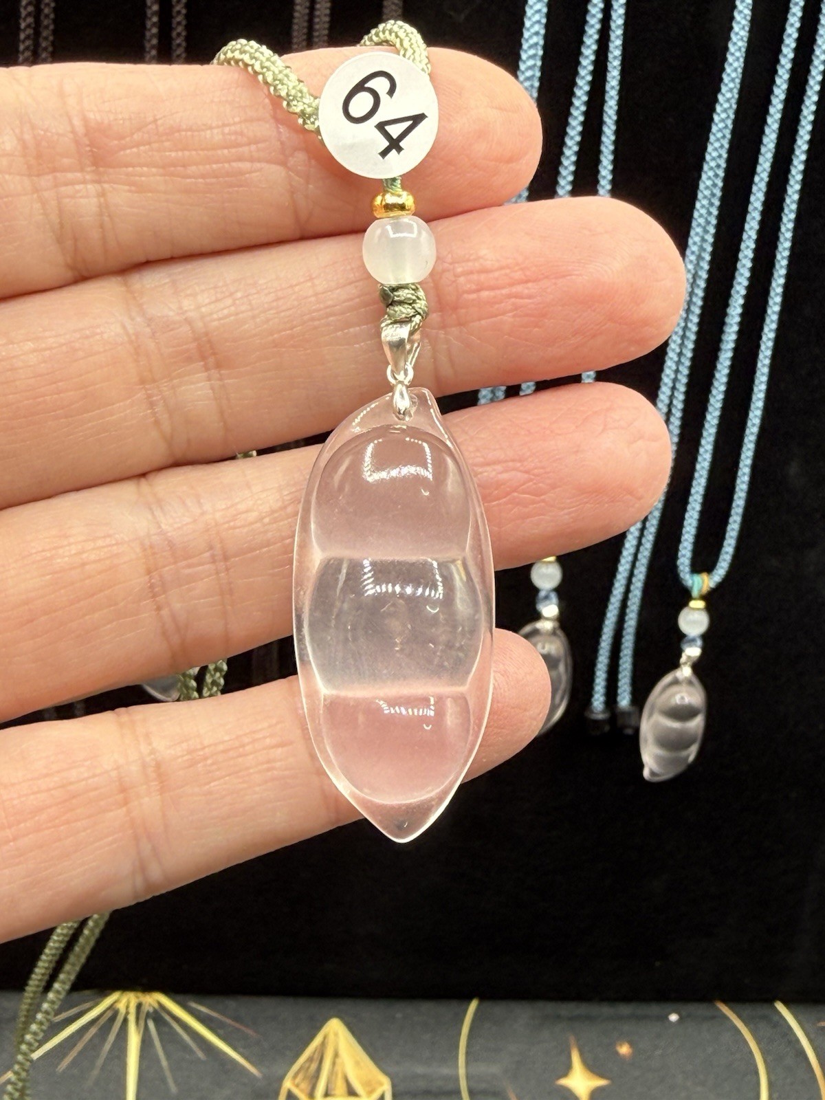 Natural AAA Mozambique Rose Quartz Peapod 925 clamp see details