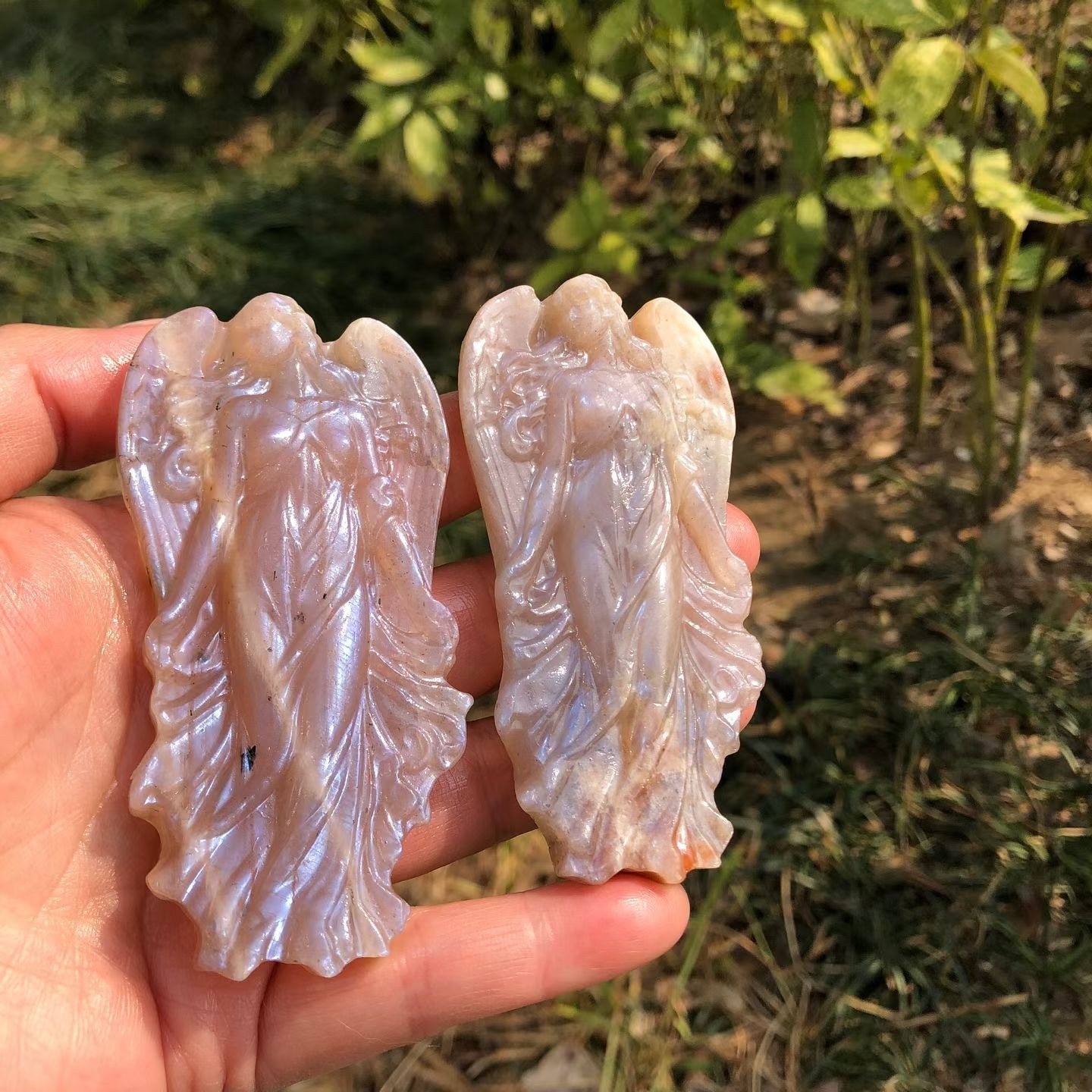 1pc Natural Moonstone Quartz Hand Carved Angel Skull Crystal Reiki Decor