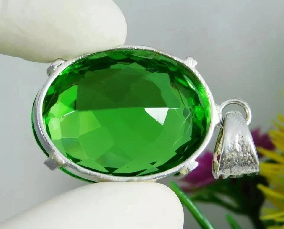 76Ct Green Peridot Oval Shape 925 Solid Silver IGL Loose Gemstone Pendant 6YNT
