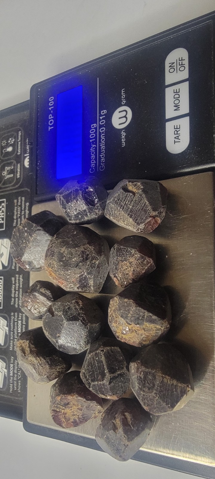 Lot Of Garnet crystals Roughly 100 grams Raw Natural Unpolished Uncut