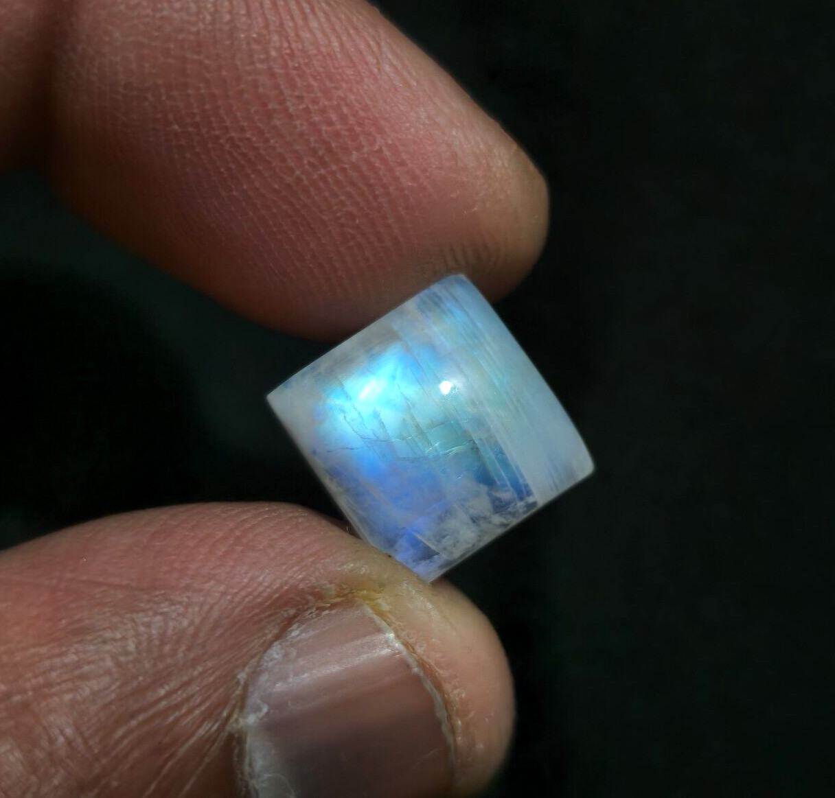 Top Quality Rainbow Moonstone Cabochon 12.50x12x5.5mm Loose Gemstone For Jewelry