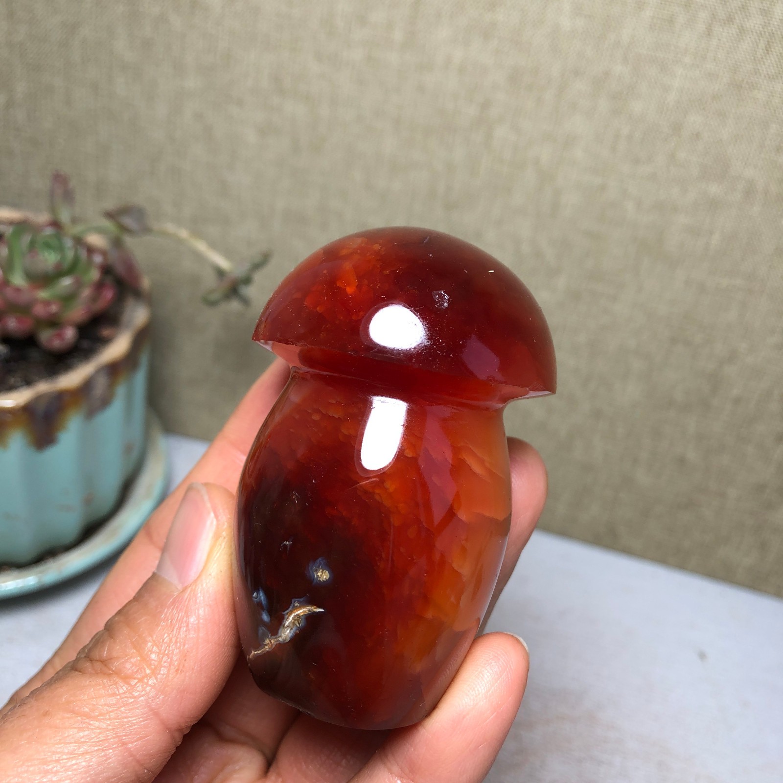 62-40-40mm Rare NATURAL red agate mushroom polishing Crystal specimen 141g A3770