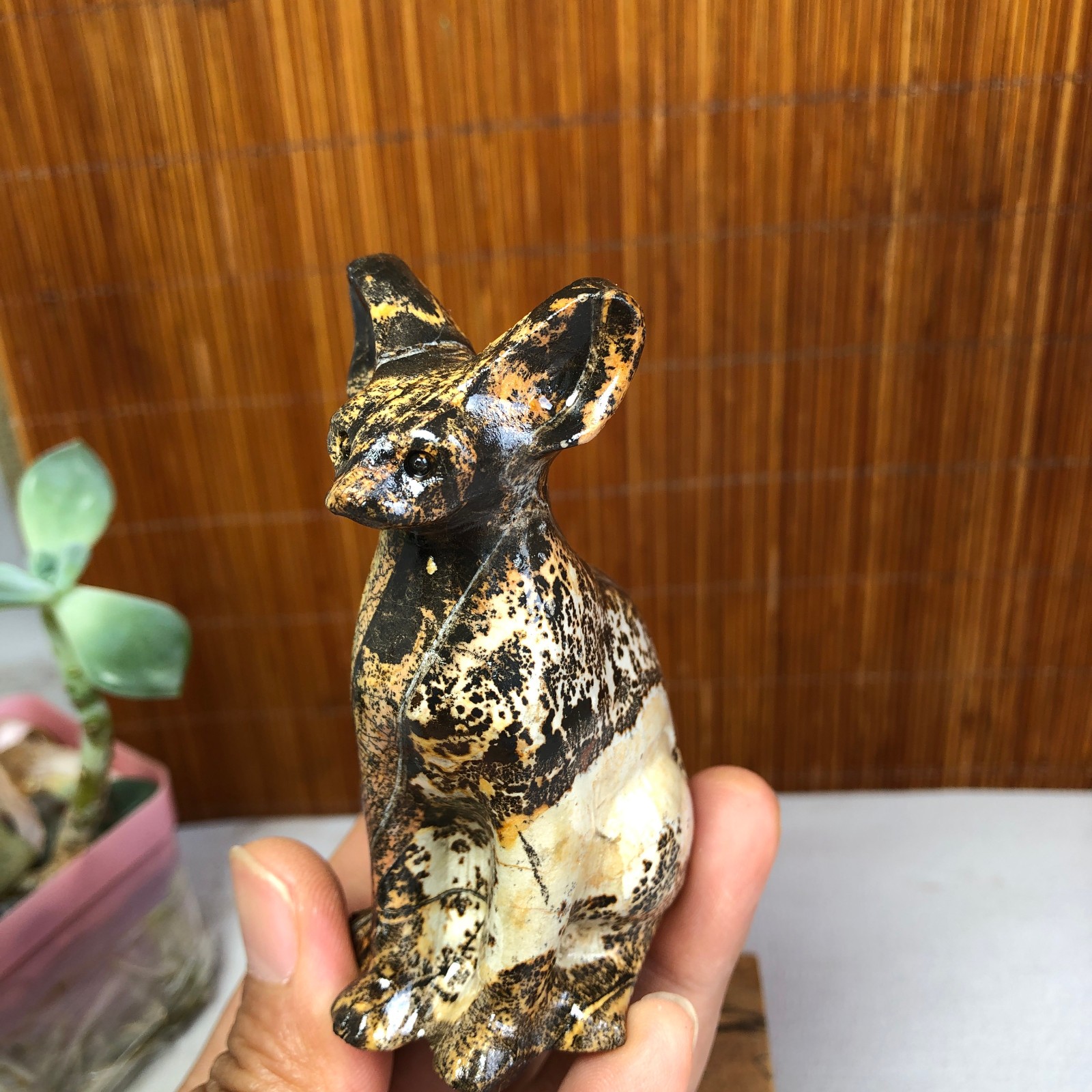Rare Natural Traditional Chinese Painting Hand Carving Animal Model 133g g8394
