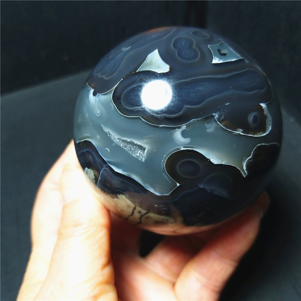 RARE 526G Natural Polished Colorful Agate Stone Ball Healing Madagascar A4723