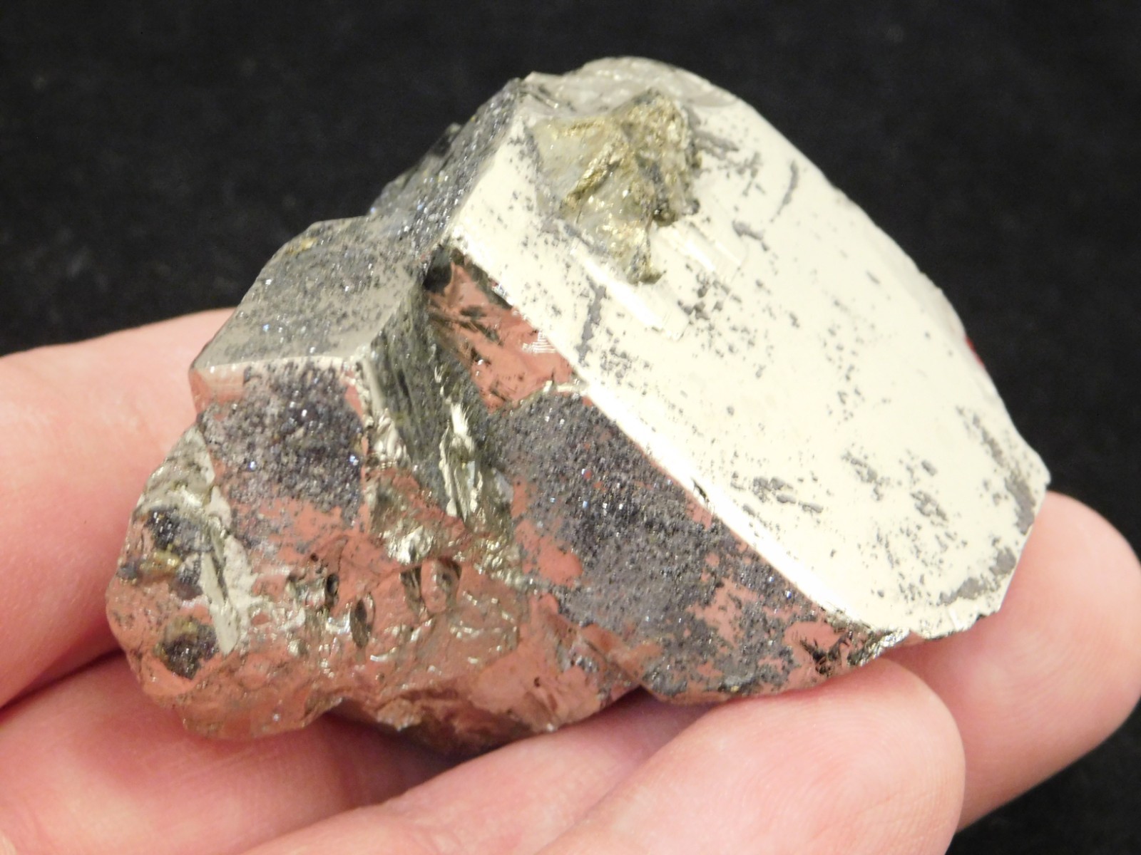 Larger 100% Natural PYRITE CUBE TWIN From Peru 183gr