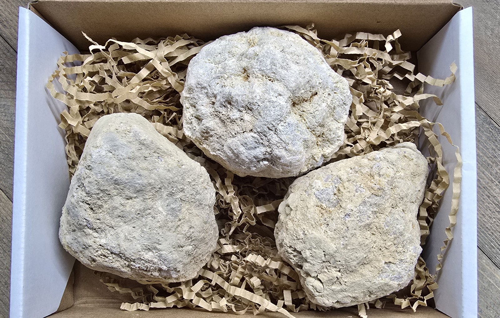 Break Your Own Geodes XL Large Unopened (2-3 pieces) Gift Box Quartz Crystal