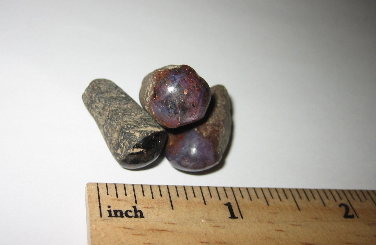 3 PART POLISHED 0.8″- 1″ NATURAL ROUGH ‘STAR SAPPHIRE’ CRYSTALS INDIA ~ 19g *2