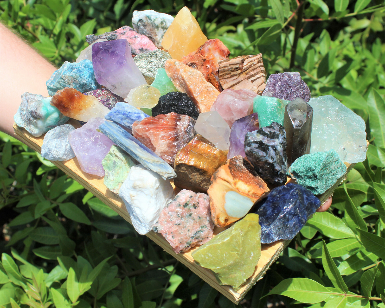 Bulk Crafters Collection 1/2 lb Box Gems Crystals Natural Raw Mineral 250g Rocks