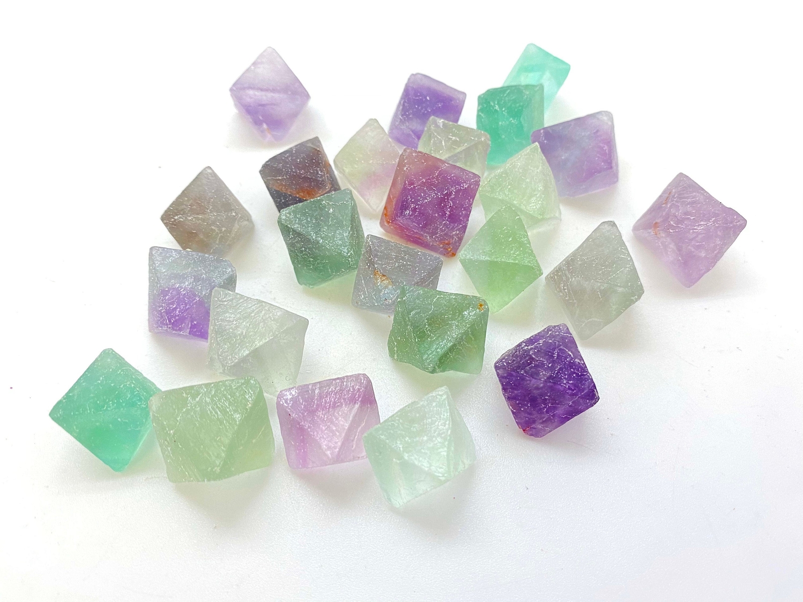 Octahedral Fluorite Stone (.25″ – 1″) Fluorite Octagon Crystal Rainbow Fluorite