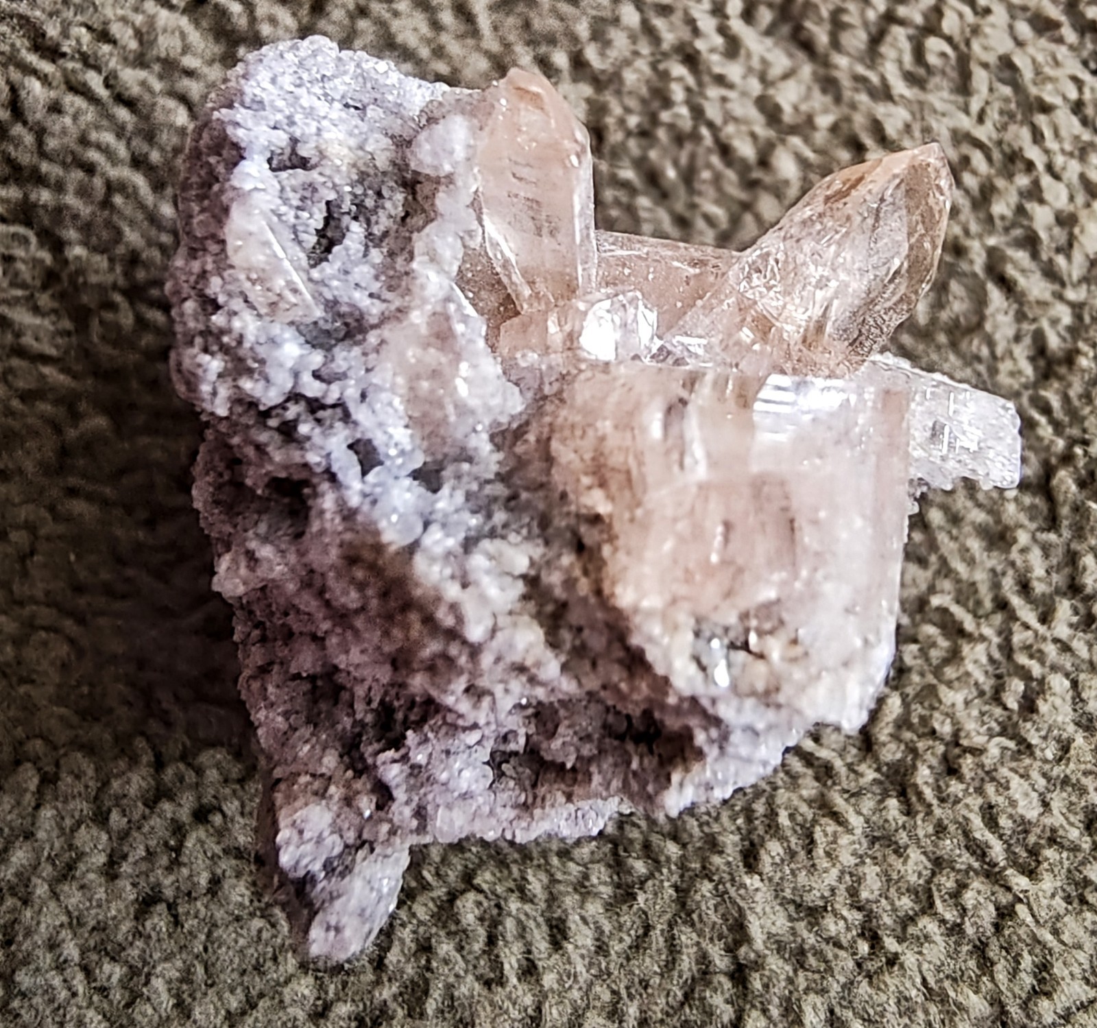 NATURAL GEM TOPAZ ON MATRIX MINI CRYSTAL CLUSTER