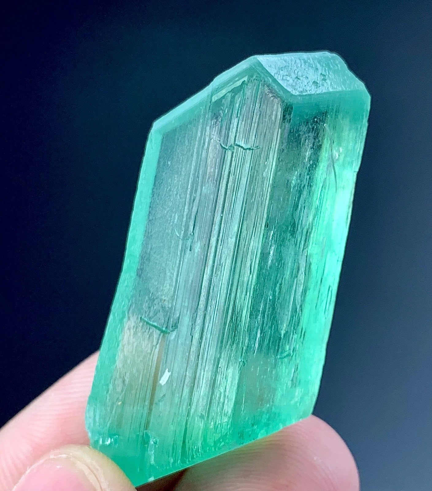 108 Carat Green kunzite Crystal specimen From Afghanistan