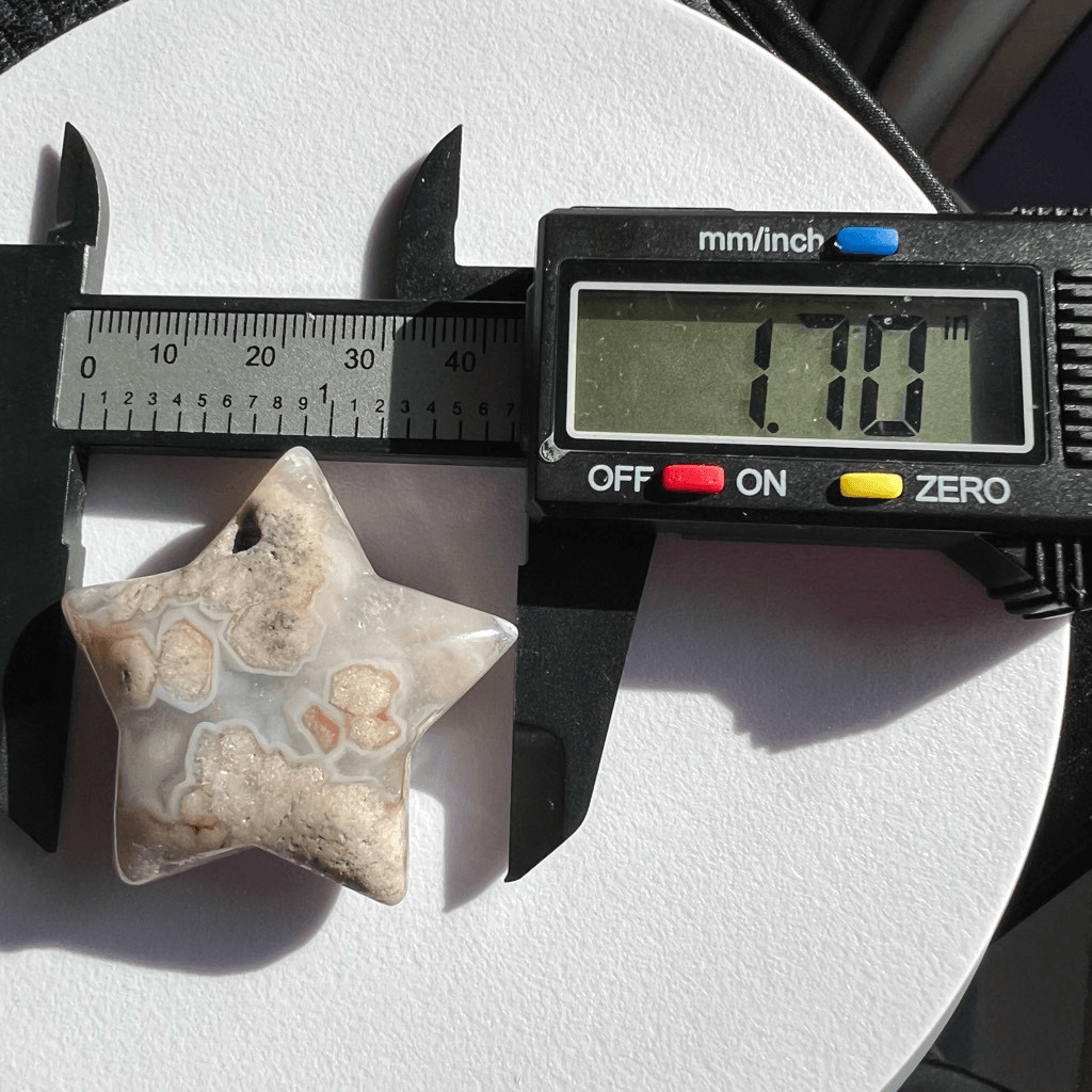 Flower Agate Star Carving