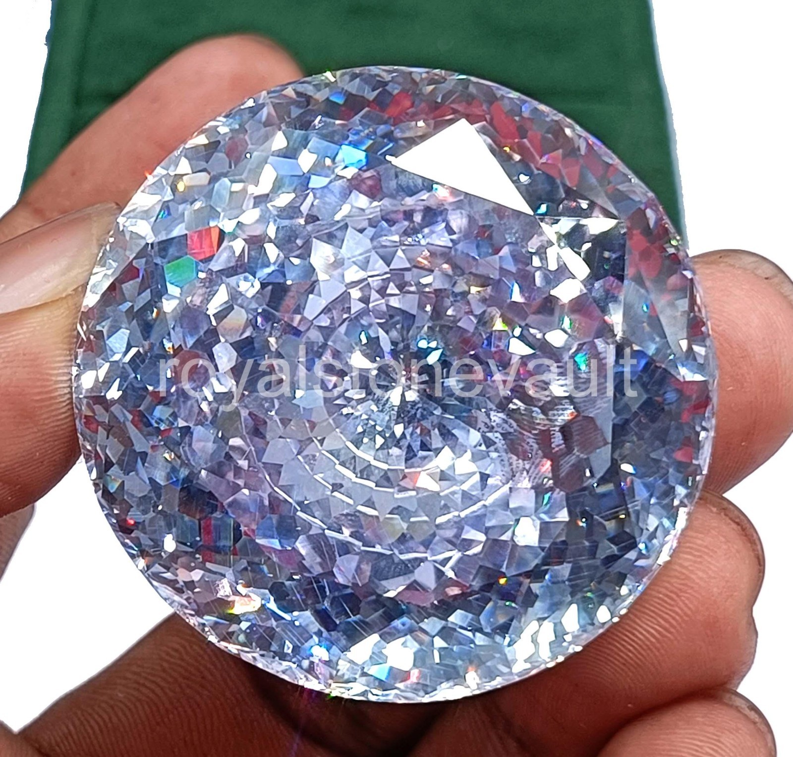 440.65 Ct Natural White Sapphire Round Shape IGL Certified Loose Gemstone 5AOF
