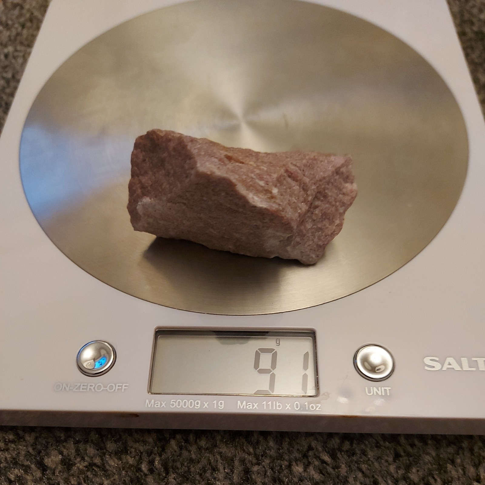 Thulite Raw, Natural, Crystal .4.5cm X 5cm X 2.5cm, 91gram