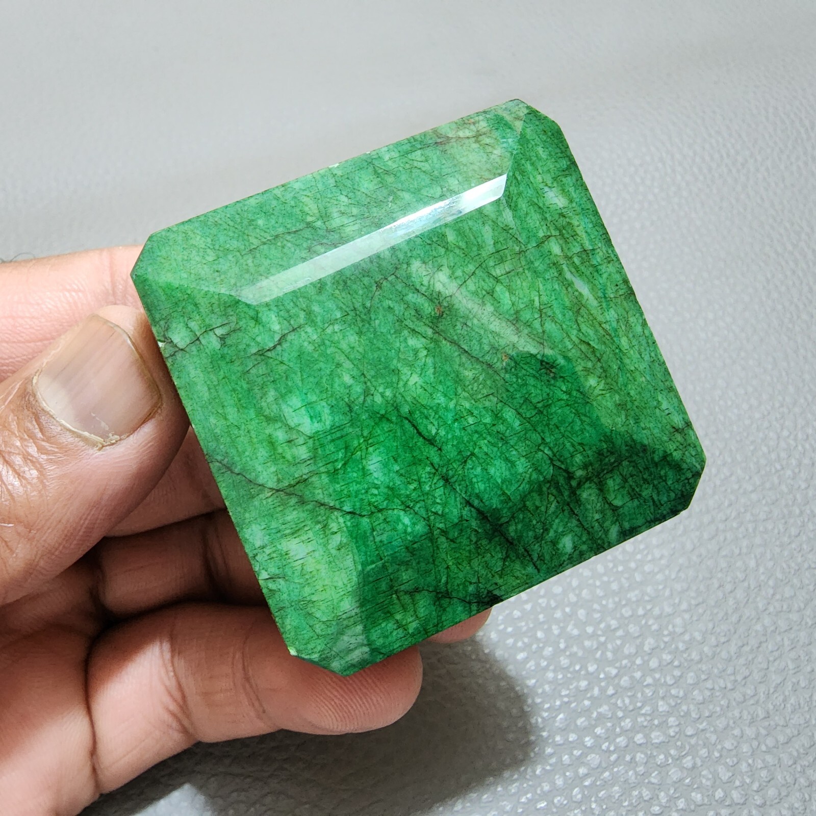 619.15 Crt Wonderful Top A+ Size Green Brazilian Emerald Loose Gemstone Jewelry